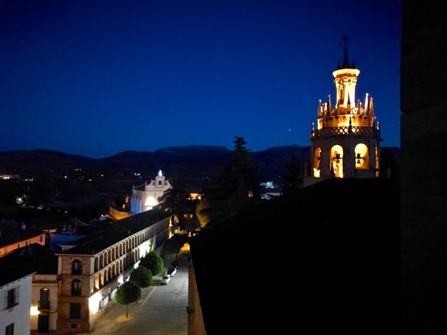 Santa María la Mayor and Ronda town hall. Photo © snobb.net